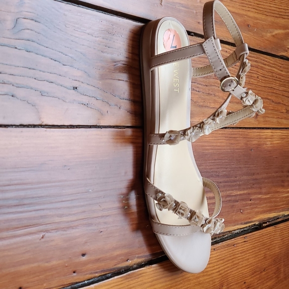 NWOT Nine West sandals - Picture 3 of 5